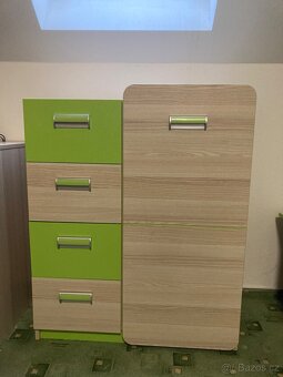 Nábytek pro dětský pokoj LENA - skříň, stůl, postel - 5