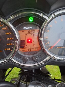 Suzuki DL 1000 V-Strom - 5