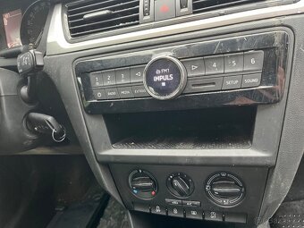 Škoda Rapid 1,2tsi řemen 66kw 78tis km jeden majitel - 5