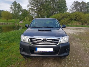 Toyota Hilux - 5