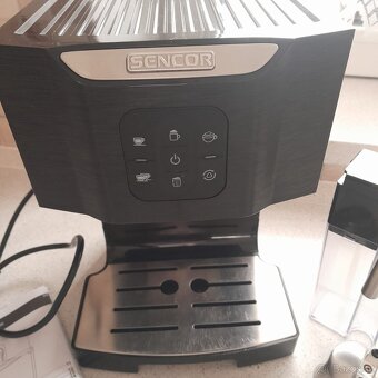 Kávovar Sencor SES4040bk - 5