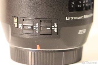 TAMRON SP 70-300 mm F/4-5.6 - 5
