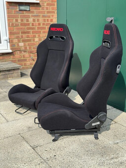 Sedadla Recaro Speed, černá velur, s červeným prošíváním - 5
