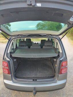 Volkswagen Touran 2.0TDI - bez nutných investic - 5