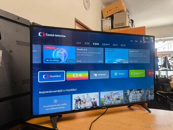 109cm 4K SMART LED televize Hisense H43B7100 / Youtube / - 5