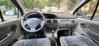 Renault Scénic 1.6i - 5