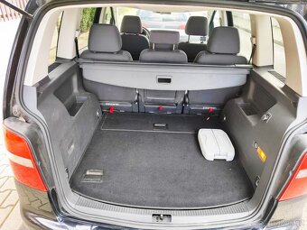 Volkswagen Touran rv. 2010 . 1,4 103kw - 5