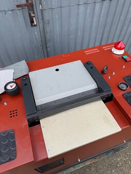 Camoga Compact 300 Štípací stroj, štípačka dělicí stroj Svit - 5