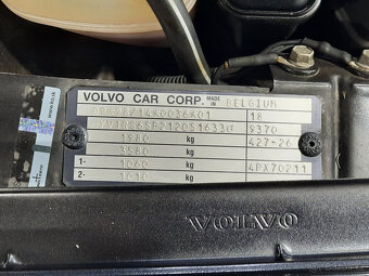 Volvo S60 - 2,4i Comfort TOP stav - 5