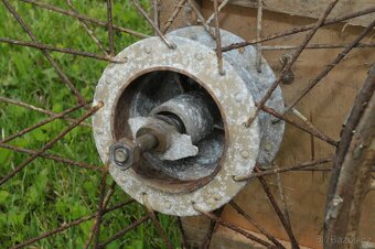 Přední a zadní kolo Stadion S11 S22 moped osy rozeta - 5