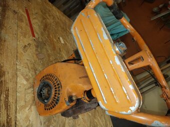 Stará motorová pila - 5