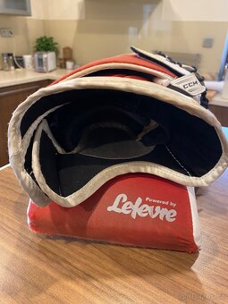 Brankářská lapačka CCM E4,5 - 5