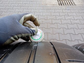 295/35/23 letní pneu pirelli - 5