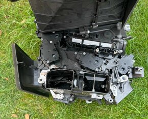 Topeni - Audi A6 4G/C7 - 5