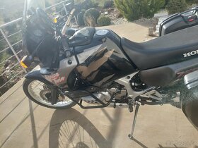 Honda XRV 750 AFRICA TWIN RD07 - 5