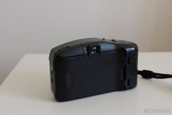 Olympus Superzoom 700BF - 5