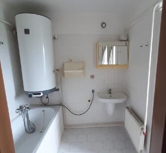 Prodej bytu 3+1 56 m², Sněhov u Malé Skály. - 5