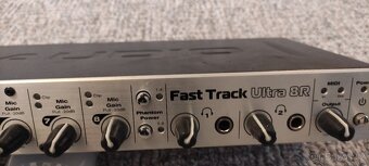M-audio Fast track ultra 8r - 5