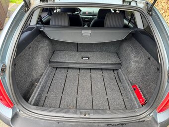 Škoda Octavia 1.6 Combi - 5