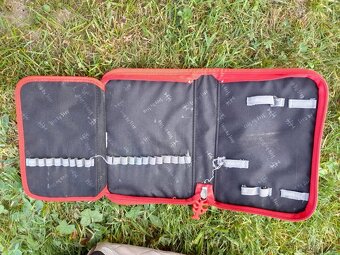 Aktovka 1.trida zavodni auto - 5