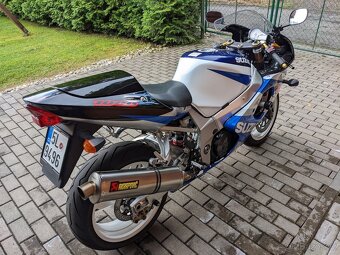 Suzuki GSX-R 1000 K2 - 5