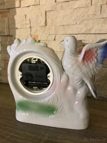 Porcelánové hodiny s holubicemi - 5