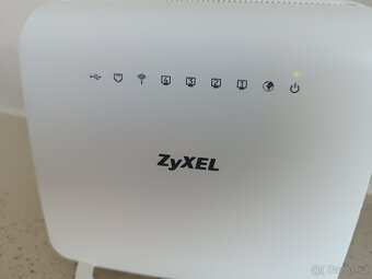 Zyxel wifi router - 5