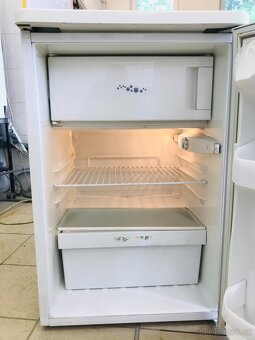 Prodám ledničku Electrolux - 5