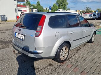 Ford Focus 1.6. Benzin - 5