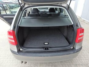 ŠKODA OCTAVIA 2 KOMBI 1.9 TDI DPF ROK 2009 SERVISKA PĚKNÁ - 5
