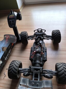 RC TRUGGY- auto na dálkové ovládání - 5