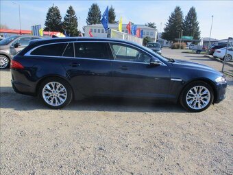 JAGUAR XF 2,2D 147kw Sportbrake Automat 2013 - 5