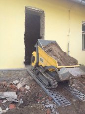 Zemní a výkopové práce ( bagrování i uvnitř budov) - 5