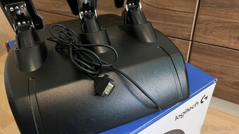 Logitech G29 Driving Force - 5
