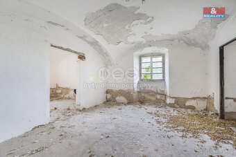 Prodej pozemku k bydlení, 18484 m², Zvoleněves - 5