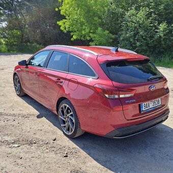 Hyundai i30 1.5 117kw WG DCT Nline - 5