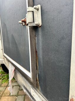 Přepravník na dva koně s předním výstupem - 5