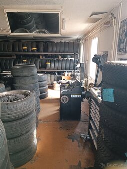 235/40r18 zánovní Michelin - 5
