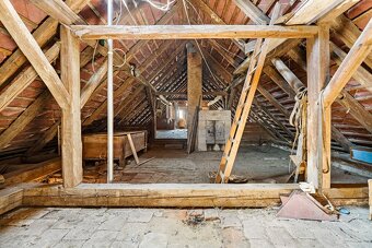 Prodej zemědělské usedlosti 758 m², pozemek 4 530 m² - 5