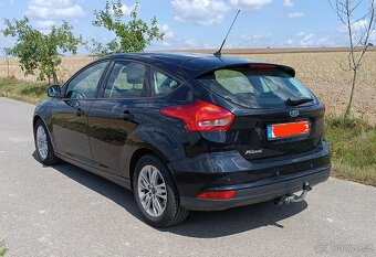Ford Focus 1,6 ti-vct pouze 74000km - 5