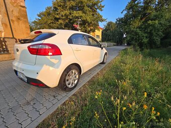 Kia Rio 2013 1.25 CVVT - 5