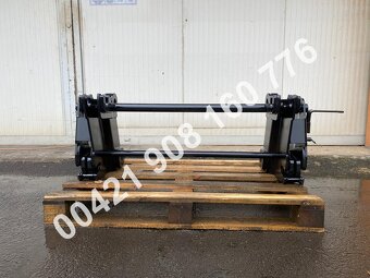 Prodám nový rychloupínák+paletové vidly na CAT traktorbagr - 5