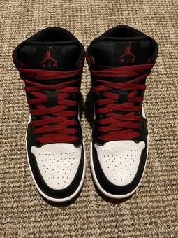 Nike Air Jordan 1 Mid - 5