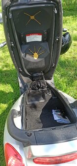 Piaggio X9 500 najeto 16500 - 5