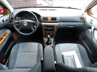 Škoda Octavia 2,0 i KLIMA,TAŽ.ZAŘ. - 5