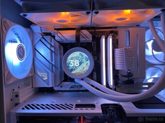 Herní PC Ryzen 7 7700 + RTX 4080 Super + 32GB RAM - 5