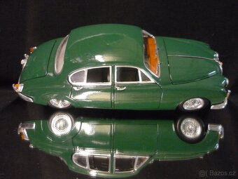 Jaguar Mark II Maisto 1/18 - 5
