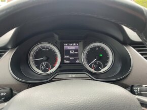 Škoda Octavia Combi 2.0 TDI DSG Laurin&Klement - 5