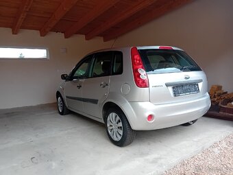 Ford fiesta - 5