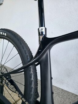 Horské kolo GHOST Lector SF UC Team Replica Black/Rainbow 29 - 5